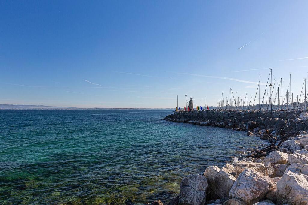Garda Lake View Apartment Desenzano del Garda Eksteriør billede